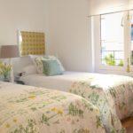 Alojamiento con terraza dormitorio Apartamento turístico Living4malaga